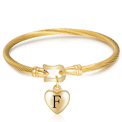 Letter F Браслеты из нержавеющей стали, с сердцем очарование, золотые, для женщин, Буква F, внутренний диаметр: 2-1/4 дюйм (5.8 см)