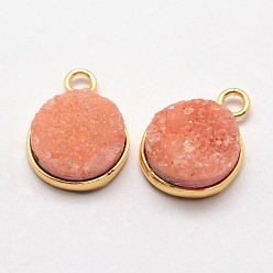 Salmon Electroplate Natural Druzy Quartz Crystal Pendants, Dyed, with Golden Plated Brass Finding, Flat Round, Salmon, 14~15x11x5mm, Hole: 2mm