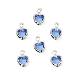 Светлый Стально-синий Стеклянные подвески в форме сердца из латуни, без кадмия и без свинца, стойки покрытие, долговечный, граненые, серебряные, светло-стальной синий, 7.5x5.5x2 мм, отверстие : 1 мм