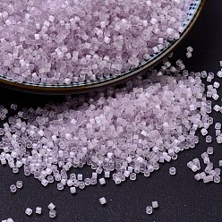 (DB0833) Бледно-орхидейный Шелково-атласный Бусины miyuki delica, цилиндр, японский бисер, 11/0, (дБ 0833) шелковый атлас бледно-орхидейный, 1.3x1.6 мм, Отверстие: 0.8 мм, о 2000 шт / бутылка, 10 г / бутылка