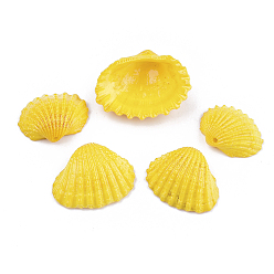 Yellow Spray Painted Sea Shell Pendants, Yellow, 13~20x17~25x6~8mm, Hole: 1.2mm