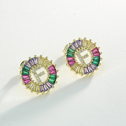 Letter F Серьги-гвоздики из латуни с разноцветными кубическими цирконами, плоско-круглые, золотые, Буква F, 16x16 мм