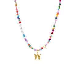 Letter W Ожерелье в стиле бохо 304 из нержавеющей стали с подвеской в виде инициала, искусственным жемчугом и разноцветными стеклянными бусинами для женщин, золотые, Буква W, 16.54 дюйм (42 см)