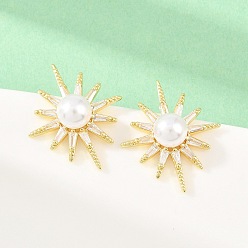 Настоящее золото 18K Серьги-гвоздики из латунного микро-паве, с ABS имитации жемчуга, звезда, долговечный, стойки покрытие, без свинца и без кадмия, реальный 18 k позолоченный, 24x20 мм