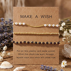 Золотой 3шт. 3 стили: круглые регулируемые браслеты из натурального граната и латунных бусин, плетеные из бусин, браслеты из латуни, Набор браслетов из латуни и искусственного жемчуга для женщин, с бумажной карточкой, золотые, 6.89 дюйм (17.5 см) ~ 11.02 дюйм (28 см)