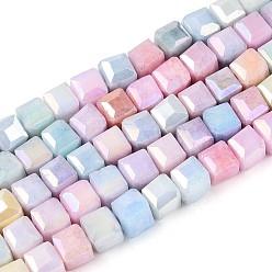 Разноцветный Антикоррозийные гальванические стеклянные бусины, имитация драгоценных камней, кубические, с покрытием AB цвета, граненые, два тона, красочный, 4~5x4~5x4~4.5 мм, отверстие : 1~1.2 мм, около 84~87 шт / нитка, 14.45~14.96'' (36.7~38 см)