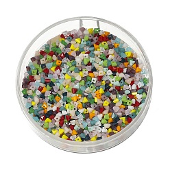 (52) Непрозрачная лаванда Стеклянные бусины, треугольные бусины, алмазные бусины прозрачные хрустальные заостренные бусины, разноцветные, 3x3x2 мм, отверстие : 0.8 мм