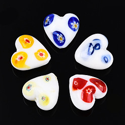 Белый Стекло ручной работы тысячецветник бисера, сердце, белые, 20~21.5x20.5~21.5x11~13 мм, отверстие : 1.8~2.2 мм