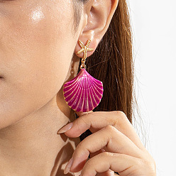 Фуксиновый Серьги-гвоздики в форме ракушки из сплава с эмалью, с акриловой, золотые, красно-фиолетовые, 58x34 мм