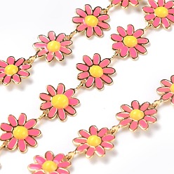 Темно-Розовый Звено цепи с эмалью из золотой латуни, долговечный, с катушкой, несварные, маргаритка, темно-розовыми, 13.5x10x1.5 мм, 32.8 футов (10 м) / рулон