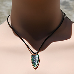 Темно-Зеленый Подвески из натуральной имперской яшмы, сердце, золотые, темно-зеленый, 35x18x7 мм