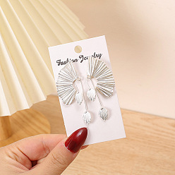 Серебро Веер с листьями, серьги-гвоздики из сплава, слева и справа, серебряные, 56x22 мм