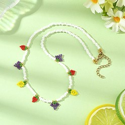 Colorido Collares de cuentas de semillas de frutas hechos a mano para el verano, mini collares con dijes de fresa, uva y piña, dorado, colorido, 15.67 pulgada (39.8 cm)