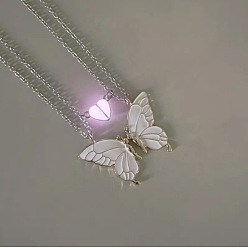 Белый 2шт. подвески в виде светящейся бабочки из сплава с эмалью и магнитами, для пар, символизирующие дружбу, платина, белые, 17.72 дюйм (45 см)