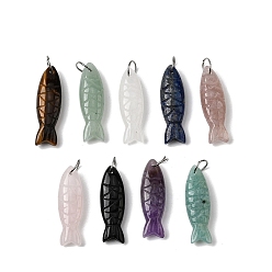 Смешанные камни Резные подвески из натурального смешанного камня, рыбы прелести, с 304 кольцами из нержавеющей стали, цвет нержавеющей стали, 33.5~34.5x10.5x7~7.5 мм, отверстие : 7 мм