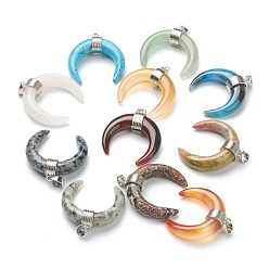 Смешанные камни Природные и синтетические Gemstone подвески, с платиновой и латунной фурнитурой, двойной рог / полумесяц, 31~33x30x10 мм, отверстие : 6x4 мм