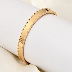 Настоящее золото 18K Браслеты-манжеты из нержавеющей стали с зубчатым краем для женщин, ионное покрытие (ip), реальный 304 k позолоченный, внутренний диаметр: 18 дюйм (1.97 см) x 5 дюйм (2.56 см)