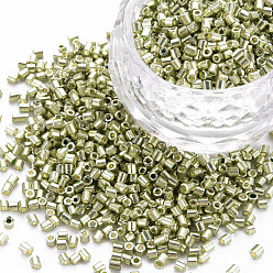 Светло-желтый Стеклярус, металлических цветов, светло-желтый, 2.5~3x2 мм, отверстие : 0.9 мм, Около 15000 шт / фунт