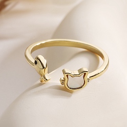 Cat Shape Открытые манжеты из латуни с микропаве и цирконием для женщин, с оболочкой синтеза, реальный 18 k позолоченный, форма кошки, внутренний диаметр: 17 мм