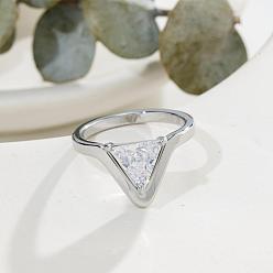 Нержавеющая Сталь Цвет 304 Кольца из нержавеющей стали и кубического циркония, треугольные, цвет нержавеющей стали, размер США 7 (17.3 мм)