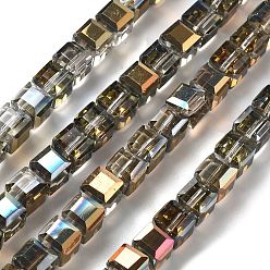 Светло-серый Стеклянные бусины с гальваническим покрытием , кубические, граненые, светло-серый, 7x7x7 мм, отверстие : 1.4 мм, около 99 шт / нитка, 27.44'' (69.7 см)