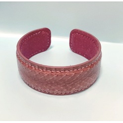 Индийский Красный Минималистичные кожаные браслеты-манжеты для женщин, Индийская красная, внутренний диаметр: 2.56 дюйм (6.5 см)