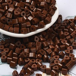 Седло Коричневый Запекание расписной стеклянной бусины, Цейлон, треугольное отверстие, душат, седло коричневый, 5x5x4 мм, отверстие : 1.3 мм, 3150 шт / фунт