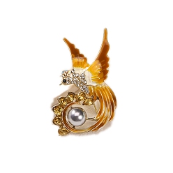 Золотистый Брошь в виде птицы из сплава со стразами, с эмалью, для рюкзака для одежды, золотые, 50x33 мм