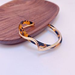 Сэнди Коричневый Браслеты-манжеты из акрилового и CCB пластикового материала Wave для женщин, песчаный коричневый, внутренний диаметр: 2-3/8 дюйм (6 см)