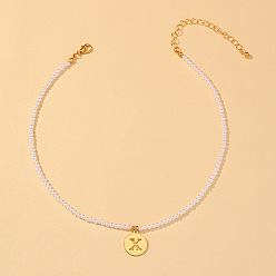 Letter X Круглые пластиковые бусины из жемчуга, 304 плоские круглые подвески из нержавеющей стали с буквами для женщин, белые, золотые, Письмо X, 12.99 дюйм (33 см)