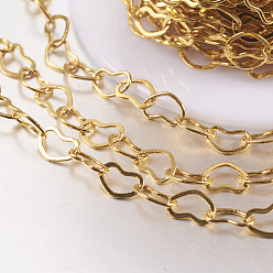 Золотой Стойка для латуни, пайки, с катушкой, без кадмия, без никеля и без свинца, цепочки сердечных связей, золотые, 6.5x4.5x0.3 мм, около 32.8 футов (10 м) / рулон