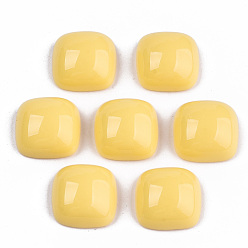 Желтый Непрозрачные кабошоны из смолы, половина квадрата, желтые, 15x15x7 мм