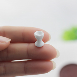White Porcelain Mini Goblet, for Dollhouse Accessories, Pretending Prop Decorations, White, 8x12mm