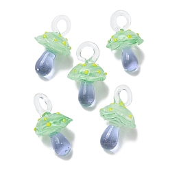 Бледно-Зеленый Подвески лэмпворк ручной работы, неровный, гриб, бледно-зеленый, 24.5~29.5x15~18.5 мм, отверстие : 2~5 мм