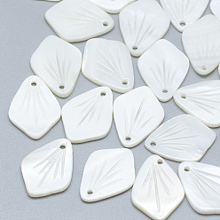 Seashell Color Freshwater Shell Pendants, Rhombus, Seashell Color, 18x13x1mm, Hole: 1.2mm