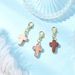 Золотой Подвесные украшения из искусственной бирюзы, окрашенные распылением, крестик, Сплав с застежками когтя омара, золотые, 33~34 мм