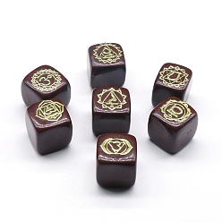 Красный Камень Натуральная красная яшма 7 набор целебных камней для чакр, в форме куба с выгравированными символами, для медитации рейки балансировка силы викка, 16~18 мм, 7 шт / комплект