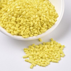 (HTL404FR) Матовый Непрозрачный Желтый AB Миюки половина бусины тила, японский бисер, 2 отверстие, (htl 404 fr) матовый желтый непрозрачный ab, 5x2.3x1.9 мм, Отверстие: 0.8 мм, о 250 шт / бутылка, 10 г / бутылка