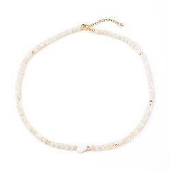 Cáscara Collares de cuentas blancas shell naturales, con cuentas de cubo de latón, redonda y corazón, dorado, 18.3 pulgada (46.5 cm)