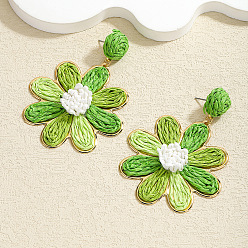 Зеленый лайм Серьги-гвоздики из цветочного сплава из рафии, золотые, зеленый лайм, 74x55 мм