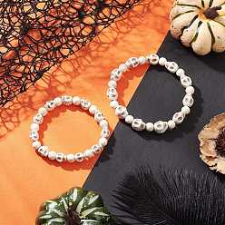 Белый 2 шт. 2 стили наборы браслетов на Хэллоуин с синтетическим бирюзовым черепом и круглыми бусинами для мужчин и женщин, белые, внутренний диаметр: 2-1/4~2-1/2 дюйм (5.6~6.5 см), 1 шт / стиль