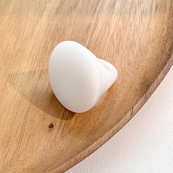 Белый Плоские круглые кольца из непрозрачной смолы для женщин, белые, внутренний диаметр: 17 мм