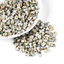 Желтая Старая Ткань  Выпечка краска стеклянные бусины, прямоугольные, граненые, старое кружево, 6.5~7x4~4.5x3.5~4 мм, отверстие : 0.9~1 мм