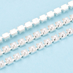 (404) Непрозрачное AB Кислое яблоко Железные цепи, с абс пластмассовой имитационной жемчужиной, с катушкой, серебряные, цветочный белый, 2.5x2x2 мм, Около 10 ярдов / рулон