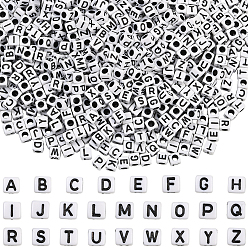 Белый 1000 непрозрачные акриловые бусины, горизонтальное отверстие, куб со случайной начальной буквой, белые, 6x6x6 мм, отверстие : 3.5 мм