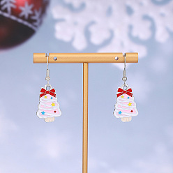 Рождественская елка Серьги-подвески из сплава с эмалью в рождественской тематике, платина, рождественская елка, 40x15 мм