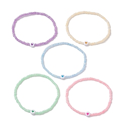 (52) Непрозрачная лаванда 5 шт. 5 комплекты эластичных браслетов из акрила и стеклянного бисера в форме сердца, составные браслеты для женщин, разноцветные, внутренний диаметр: 2-1/8~2-3/8 дюйм (5.5 см), 1 шт / цвет