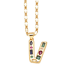 Letter V Подвеска-колье с инициалом из латуни, украшенная разноцветными кубическими циркониями., золотые, Буква V, 17.32 дюйм (44 см), Кулон : 20x14 мм