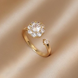 Прозрачный Манжеты из латуни с микро паве кубический цирконий для женщин, цветок, золотые, прозрачные, размер США 4 1/4~14 (15~23 мм)