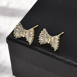 Настоящее золото 18K Серьги-гвоздики с бантом из латуни с прозрачным кубическим цирконием, без кадмия и без свинца, долговечный, стойки покрытие, реальный 18 k позолоченный, 11x13.5 мм
